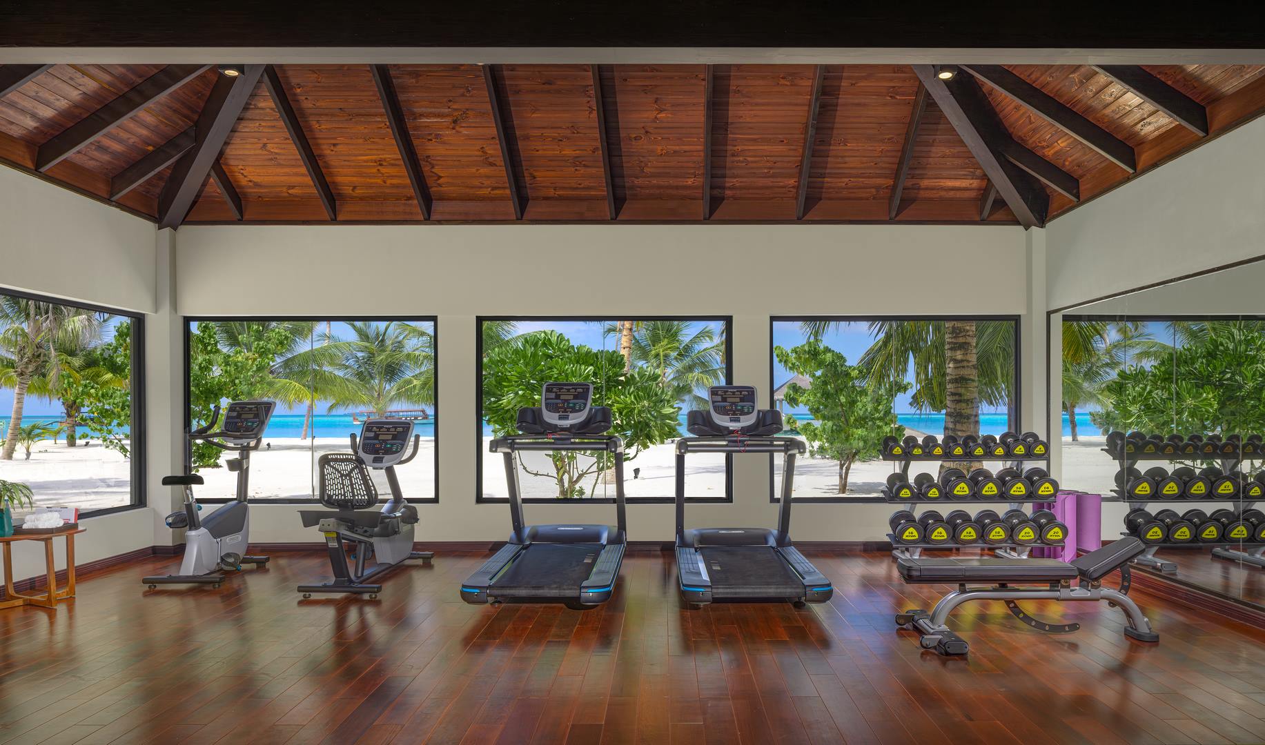19 GYM – Direct shot with sea viewNooe MLE LR